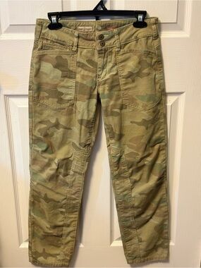 Pilcro Anthropologie The Wanderer Camo Utility Pants 25